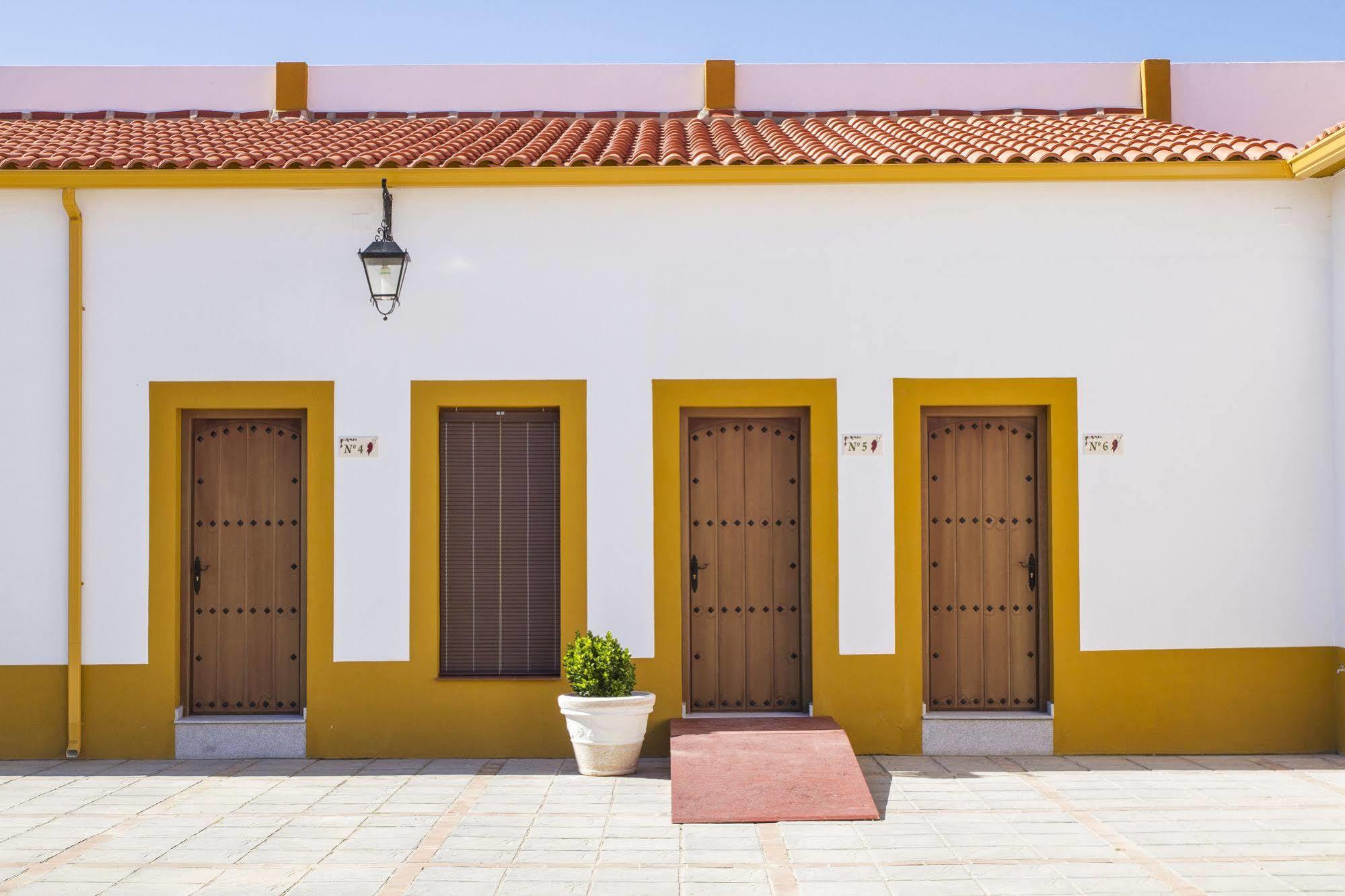 Hotel Bodega El Moral Ribera del Fresno Exteriér fotografie